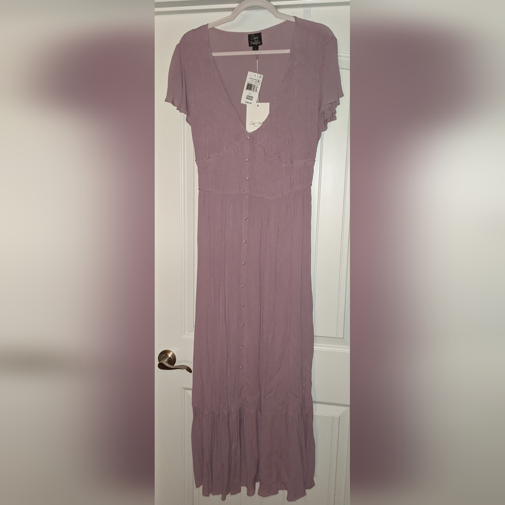 Women's Lavender V-Neck Button-Front Maxi Dress
